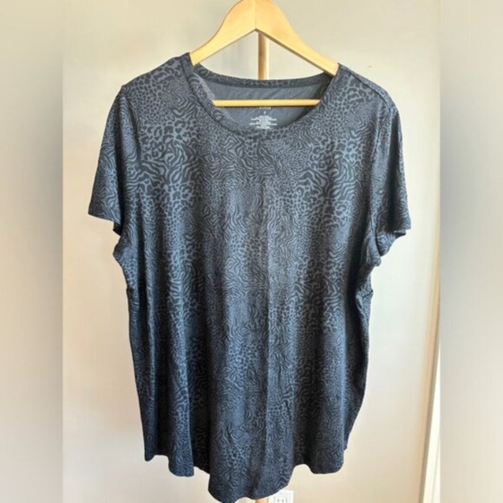 Torrid Active Zebra Print Cutout Top 1X Plus Size Workout Shirt